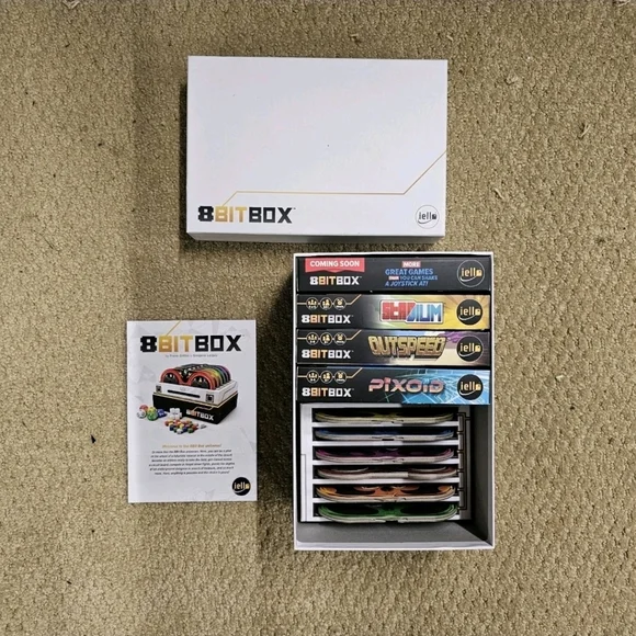 8-Bit Box Game (IELLO) + Disney Sorcerer Arena Epic Alliances - Picture 2 of 3